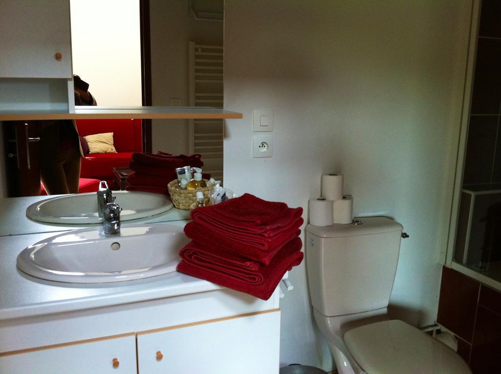 Residences Le Clos Du Manoir - Self Cooking Gauciel Exterior photo